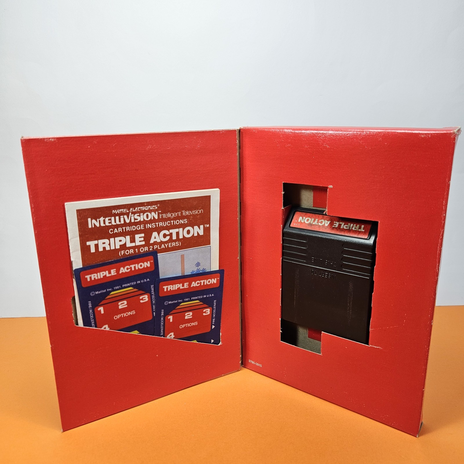 TRIPLE ACTION INTELLIVISION GAME COMPLETE MATTEL ELECTRONICS GREAT