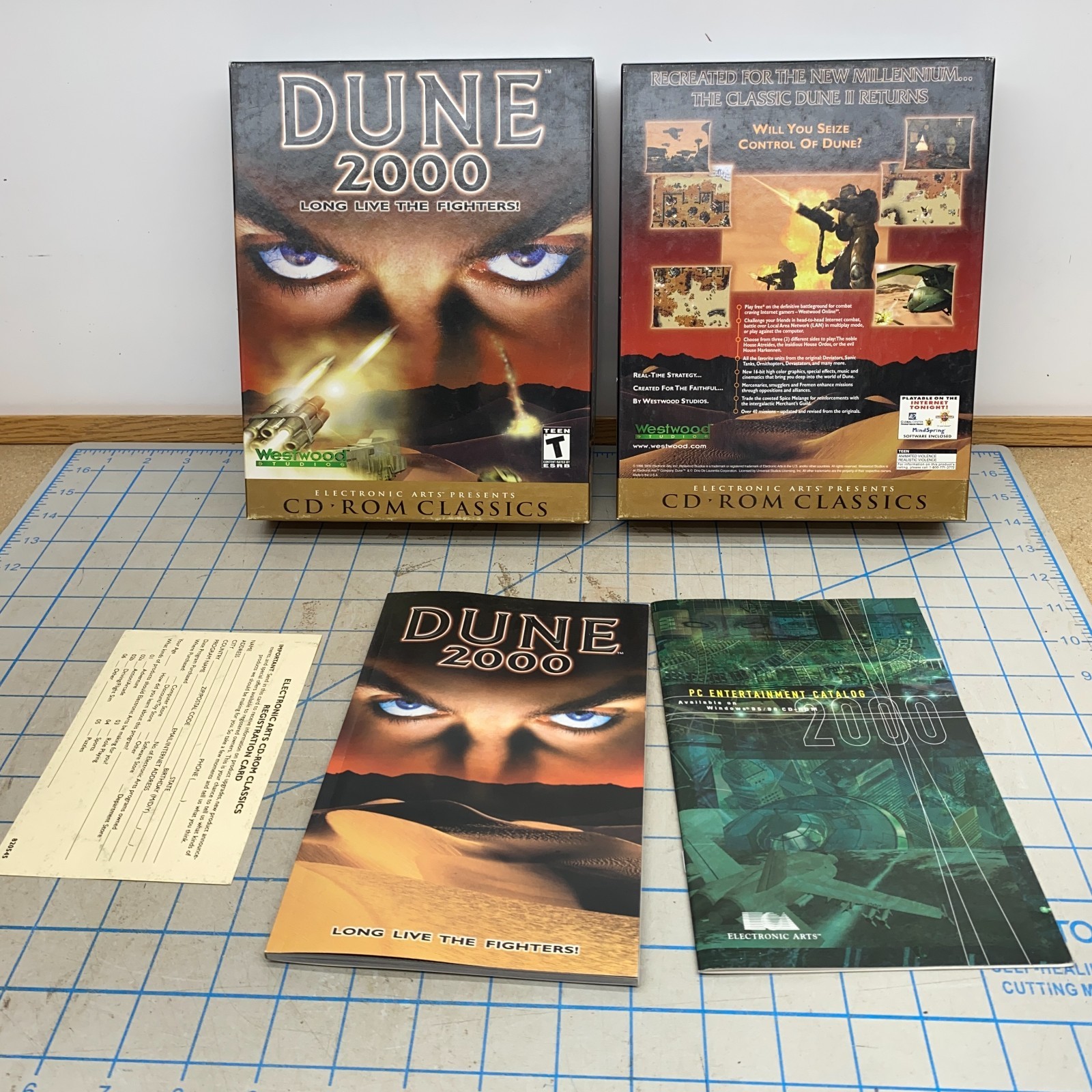 Dune 2000 Long Live The Fighters (1998) Westwood Big Box PC Box Only