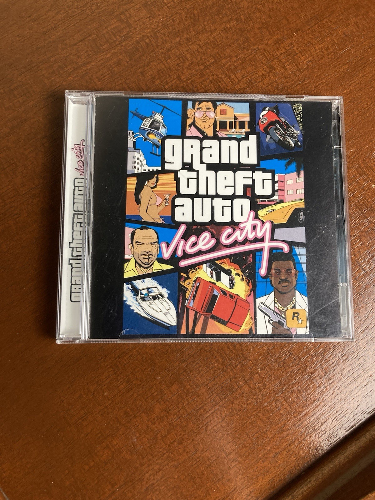 Grand Theft Auto: Vice City (PC, 2003) Rockstar Games 2 Disc Set – Very Good