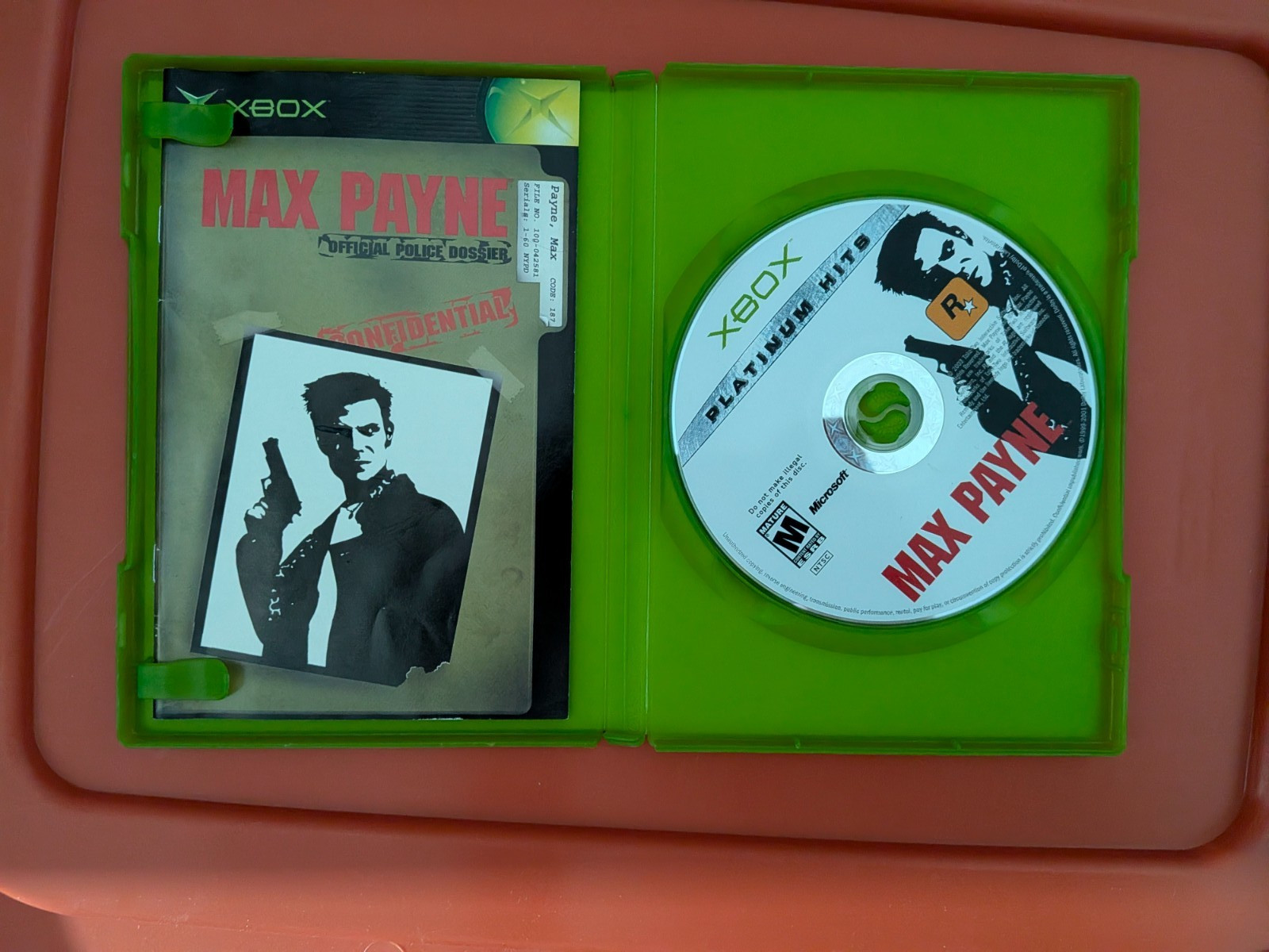Max Payne (Microsoft Xbox, 2001) – Good condition, stickers on case