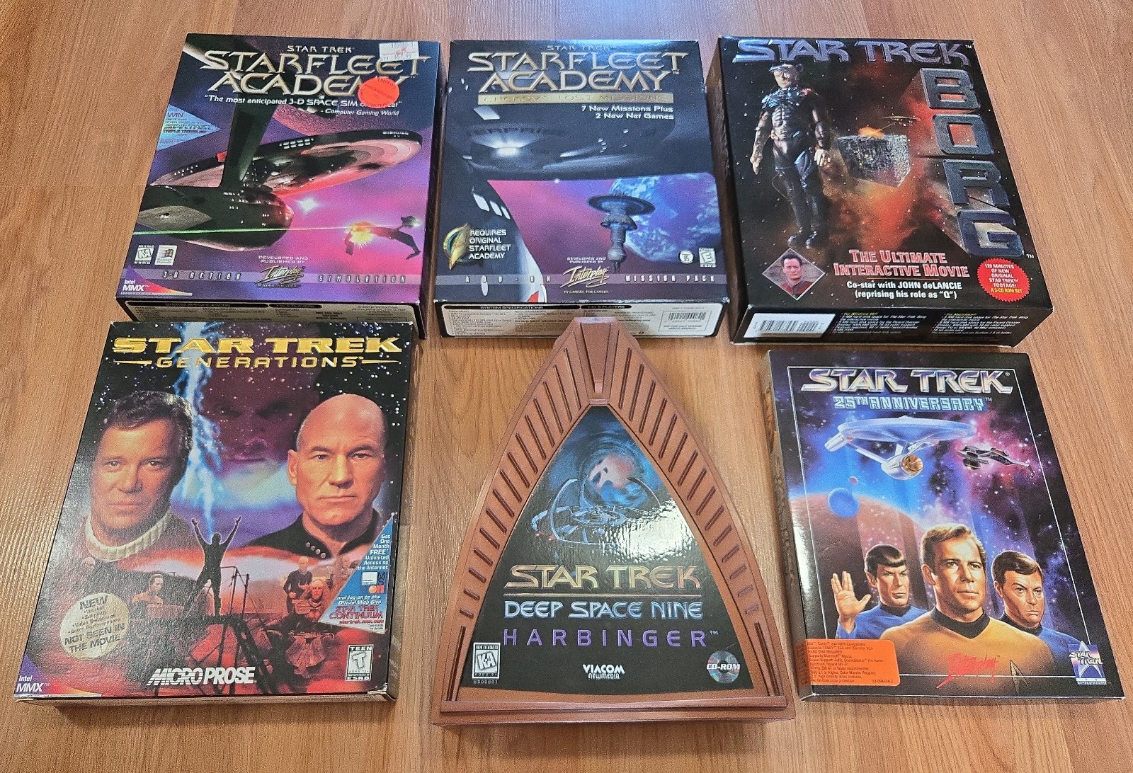 Star Trek BIG BOX PC LOT Starfleet Academy Borg Deep Space Nice Harbinger CD-ROM