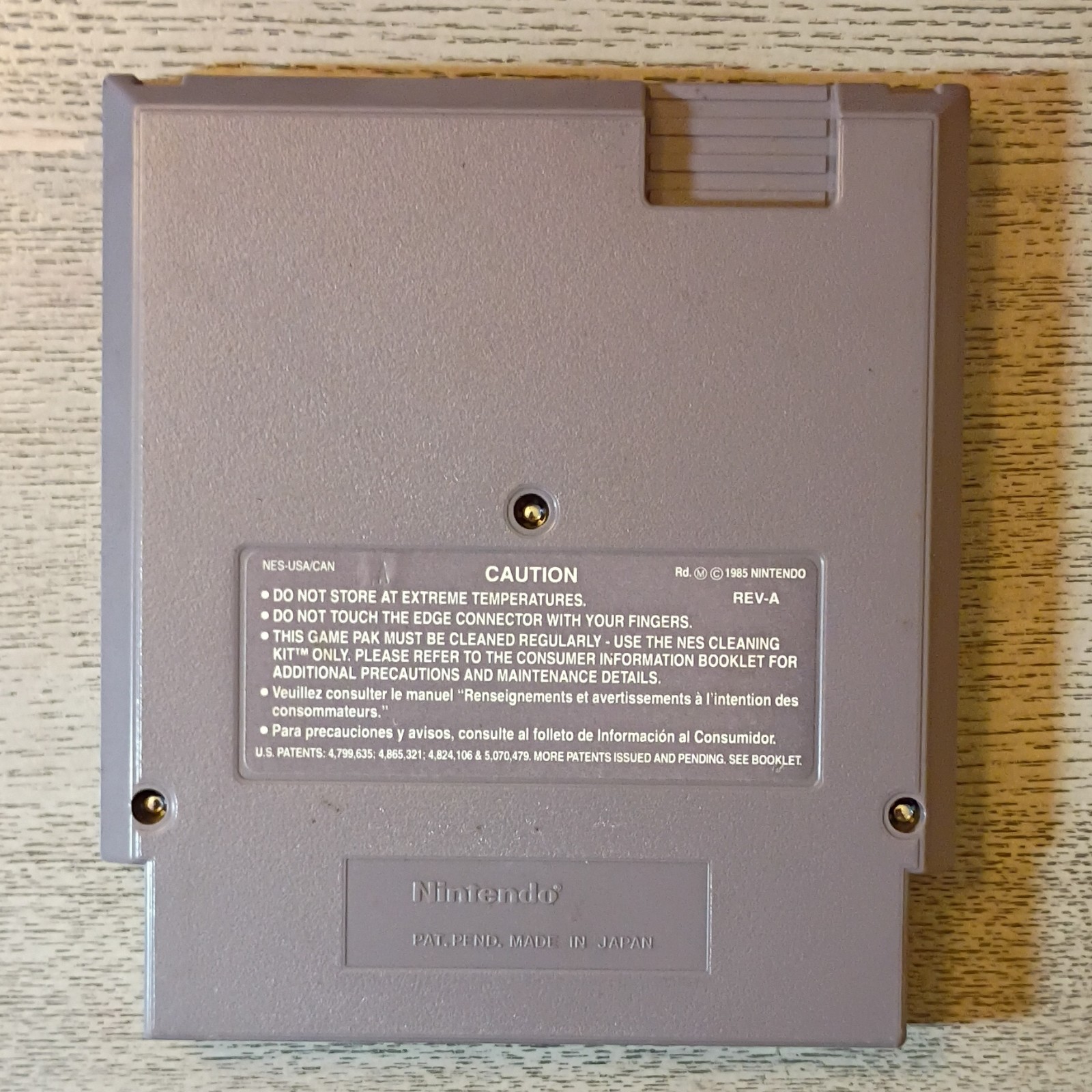 THQ Home Alone Nintendo NES Game Cartridge 1991 Manual Included