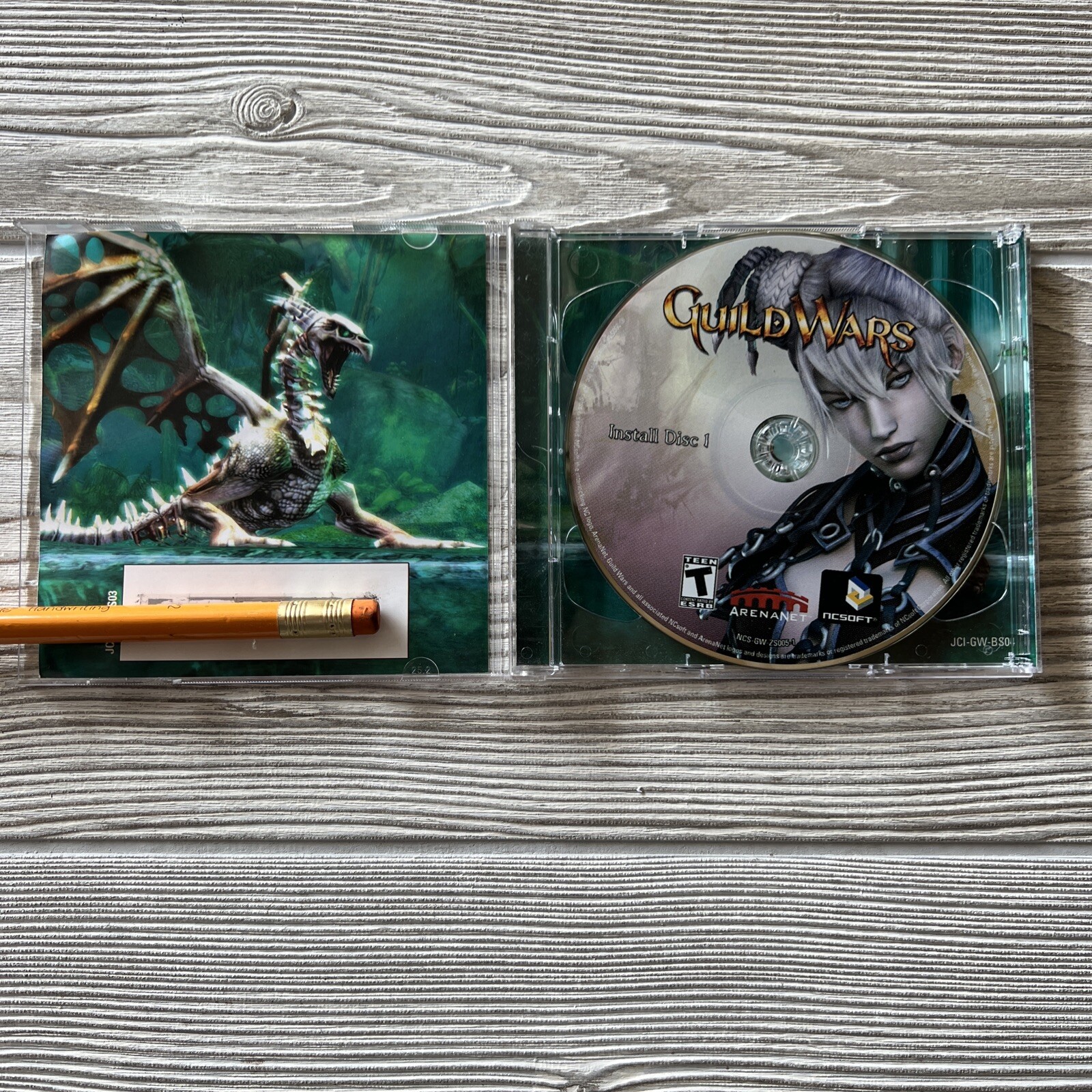 2005 Guild Wars PC 2 Disc CD Rom Video Game T Teen Violence Jewel VG 2 Disc’s EX