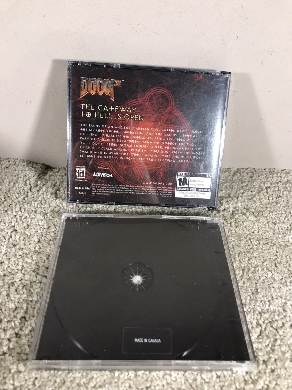Ultimate Doom and Doom 3 – PC CD-ROM Games Windows Lot