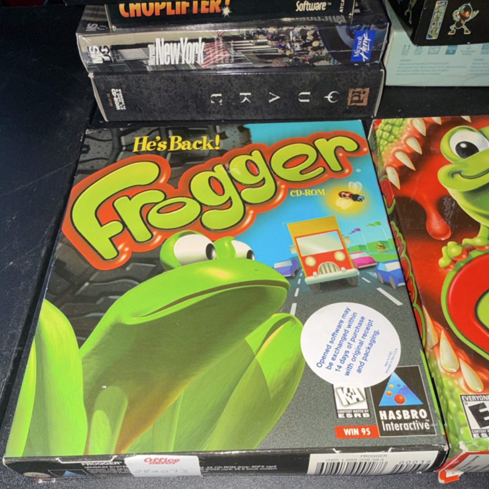 LOT OF 2 RARE Hasbro Interactive Frogger & Frogger 2 PC CD-ROM Big Box Arcade