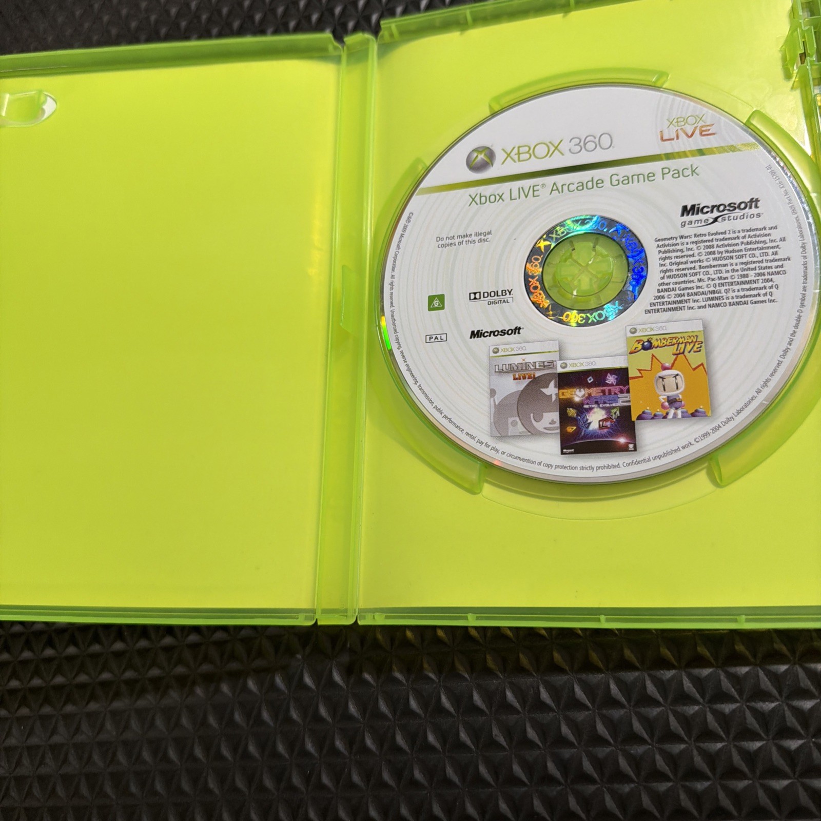 Xbox 360 Live Arcade Game Pack, Bomberman, Lumines, Geometry Wars – Tested