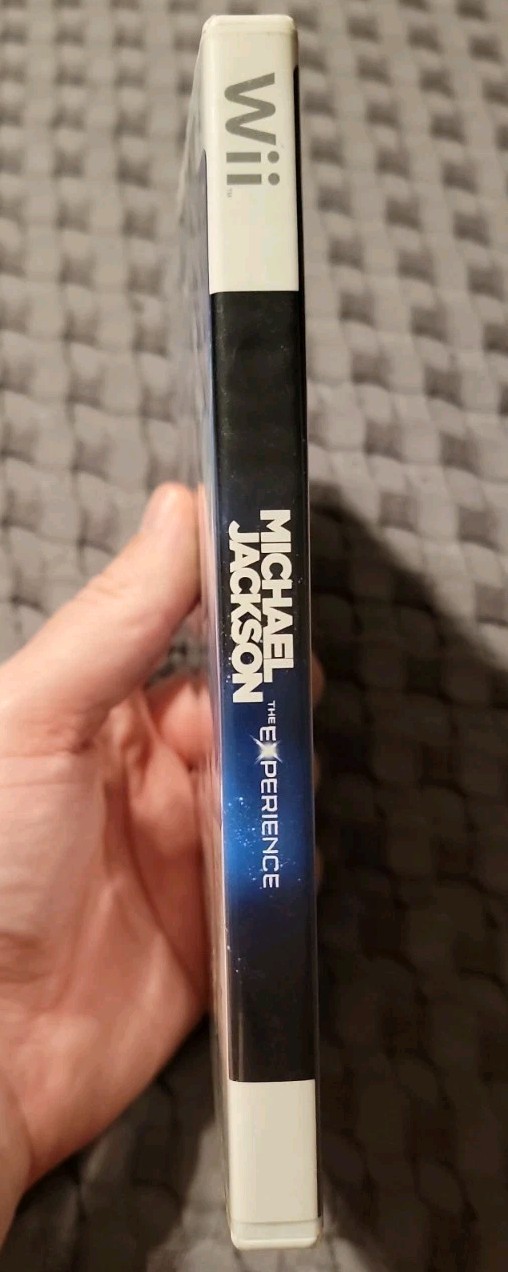 Michael Jackson: The Experience (Wii, 2010) CIB w/Manual Complete No Glove