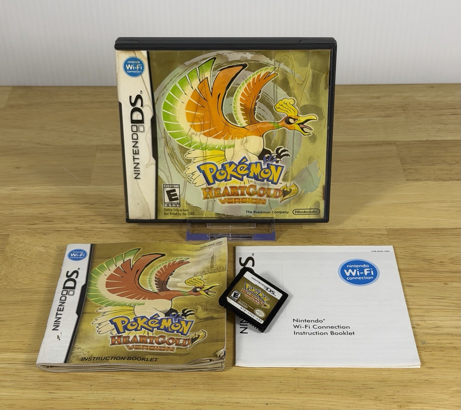 Pokemon: HeartGold Version (Nintendo DS, 2010) Complete NOT WORKING *READ DESC*!