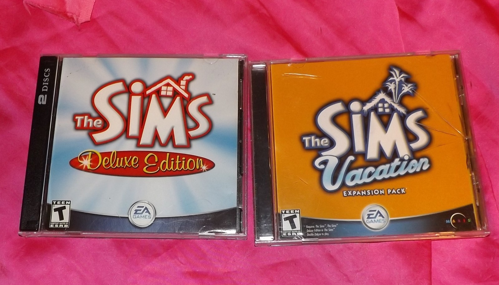 🎮 LOT PC CD-ROM THE SIMS DELUXE EDITION & VACATION w/ MANUAL COMPLETE
