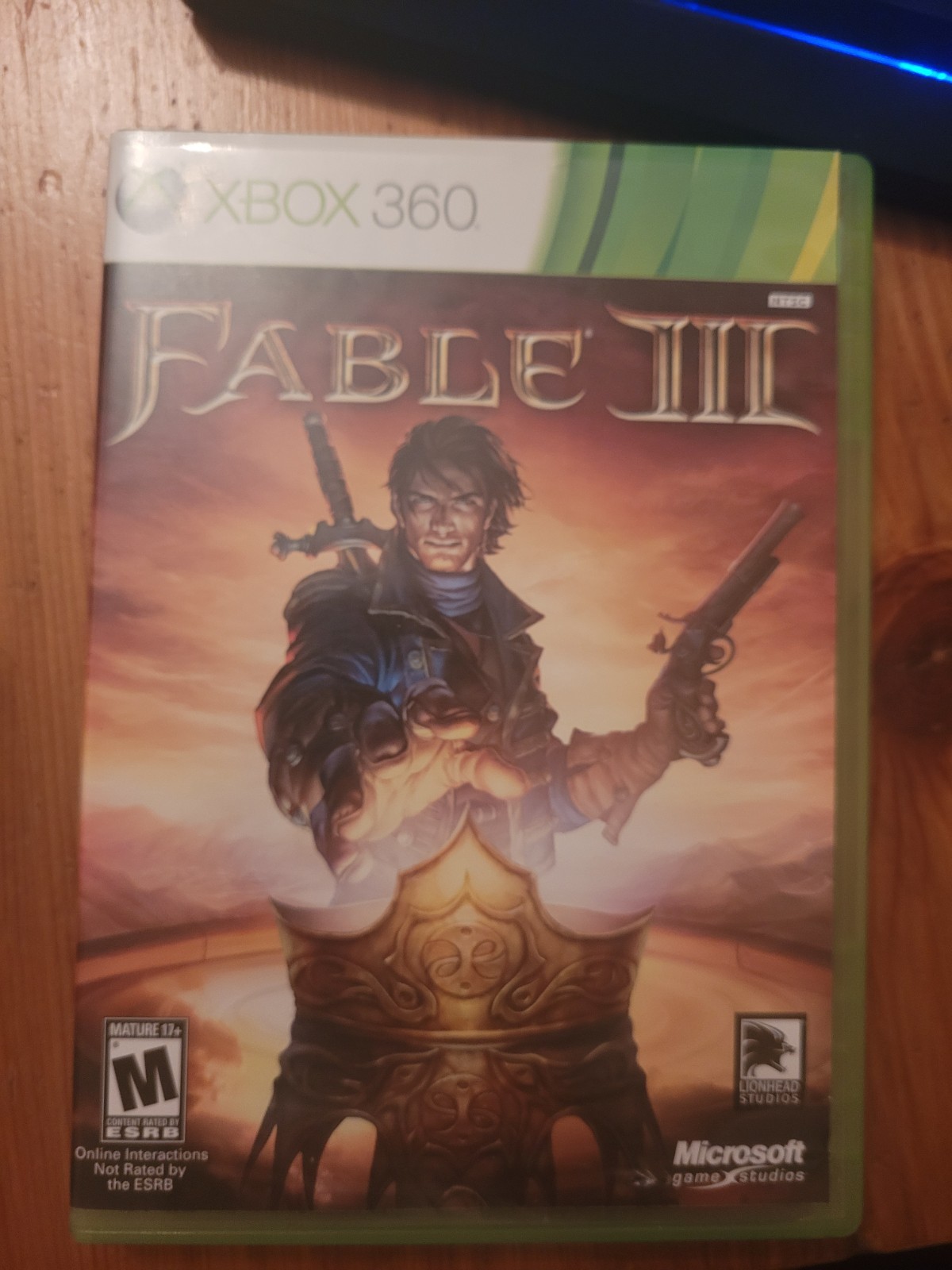 Fable III (Microsoft Xbox 360, 2010) CIB with Manual
