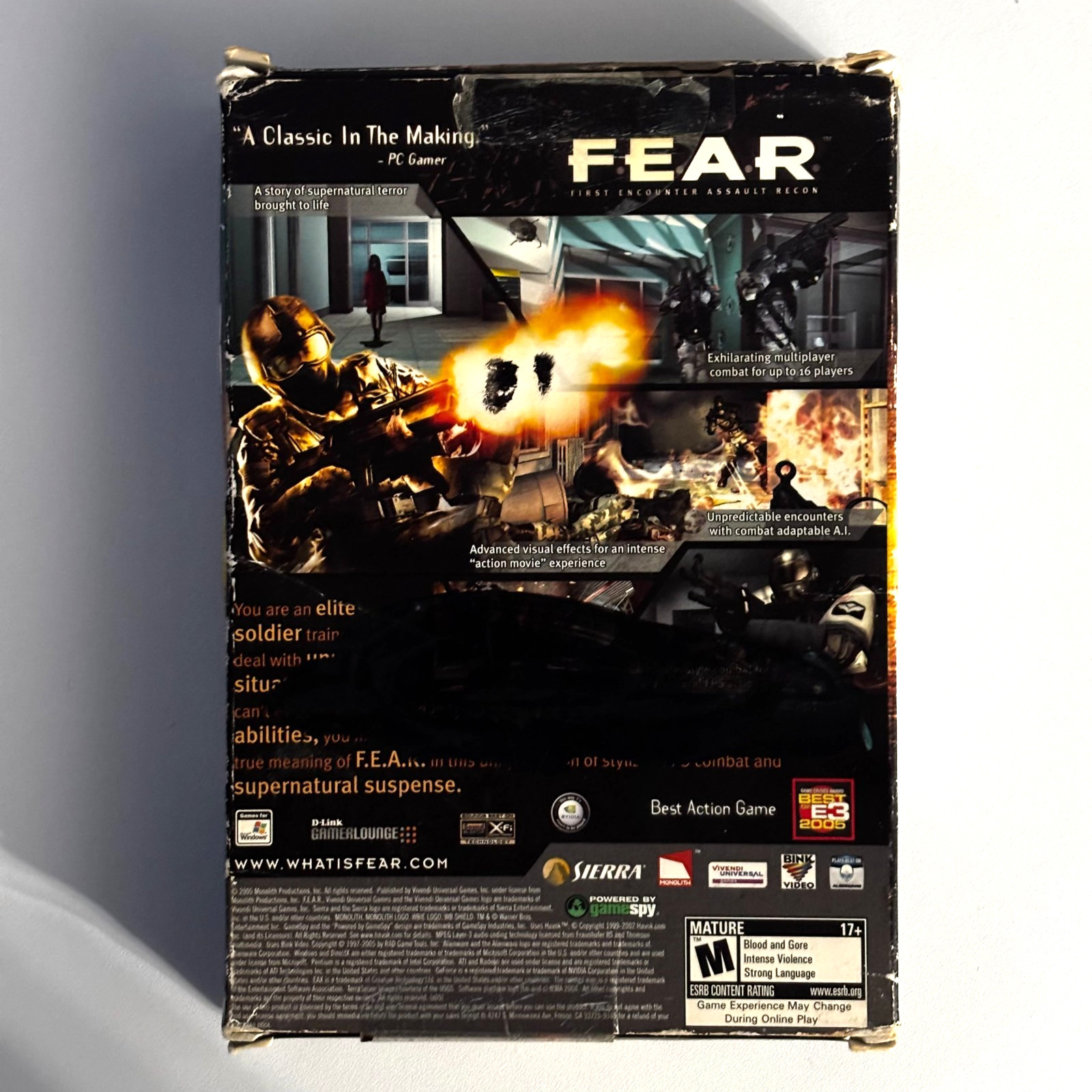 F.E.A.R. First Encounter Assault Recon (PC, 2005) Mature Editors Choice READ DES
