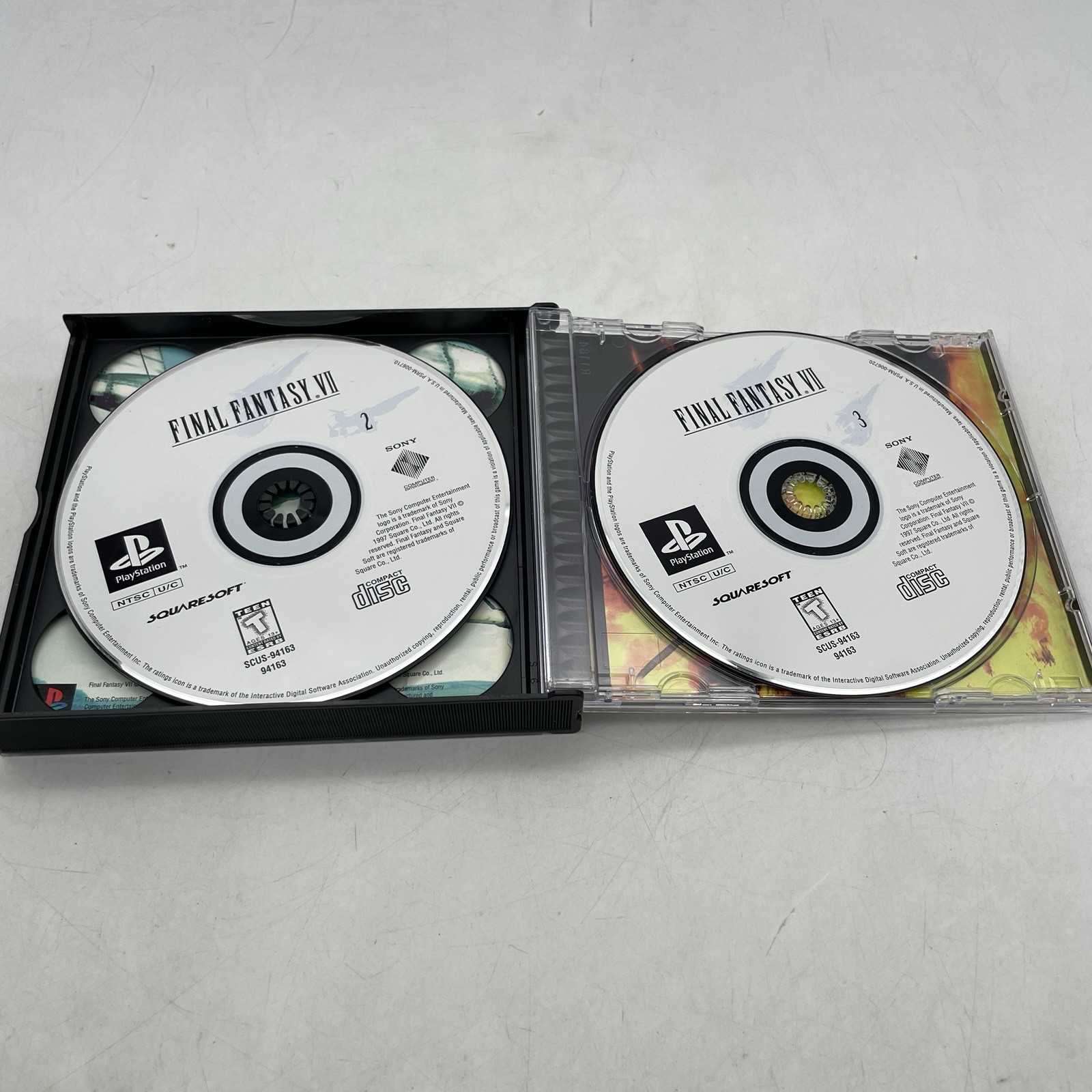Final Fantasy VII PS1 Complete CIB Misprint – PlayStation 1 Black Label