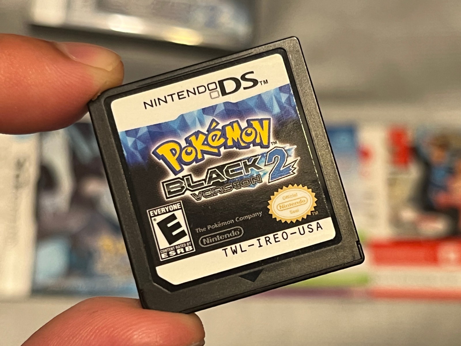 Pokemon Black Version 2 and White Version 2 Nintendo DS Complete CIB Great Shape