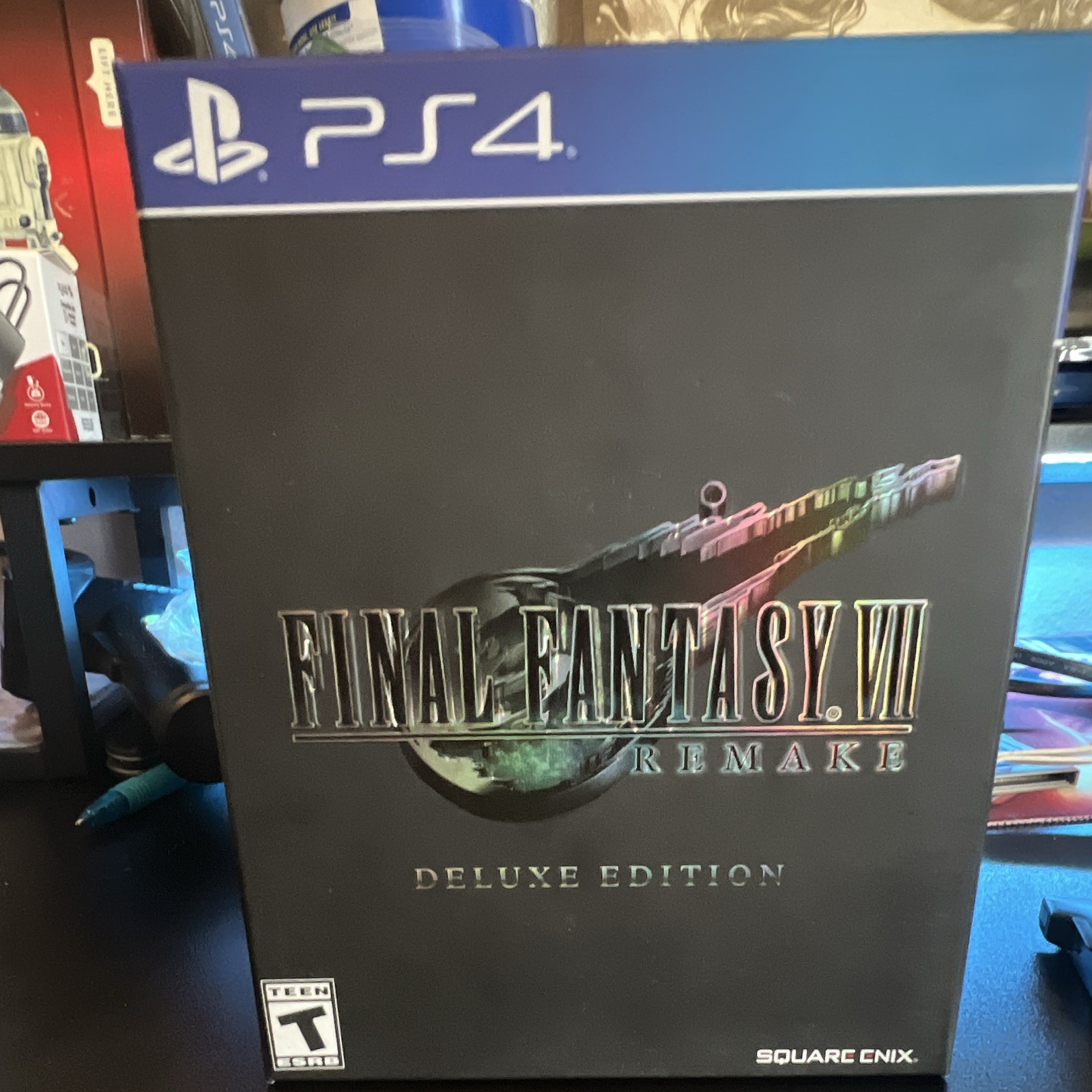 Square Enix Final Fantasy VII Remake Deluxe Edition PS4 JRPG w/ CD Art Book
