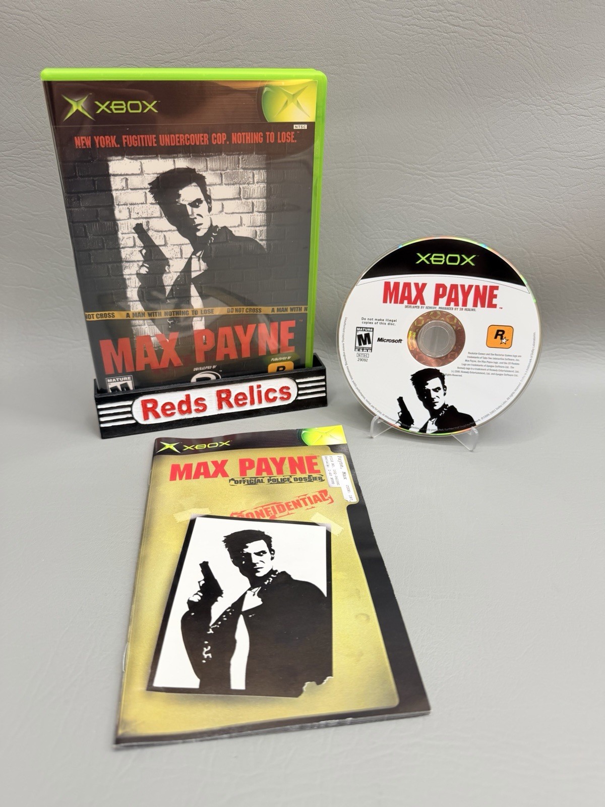 Max Payne (Original Xbox Game) Complete CIB – Excellent Condition