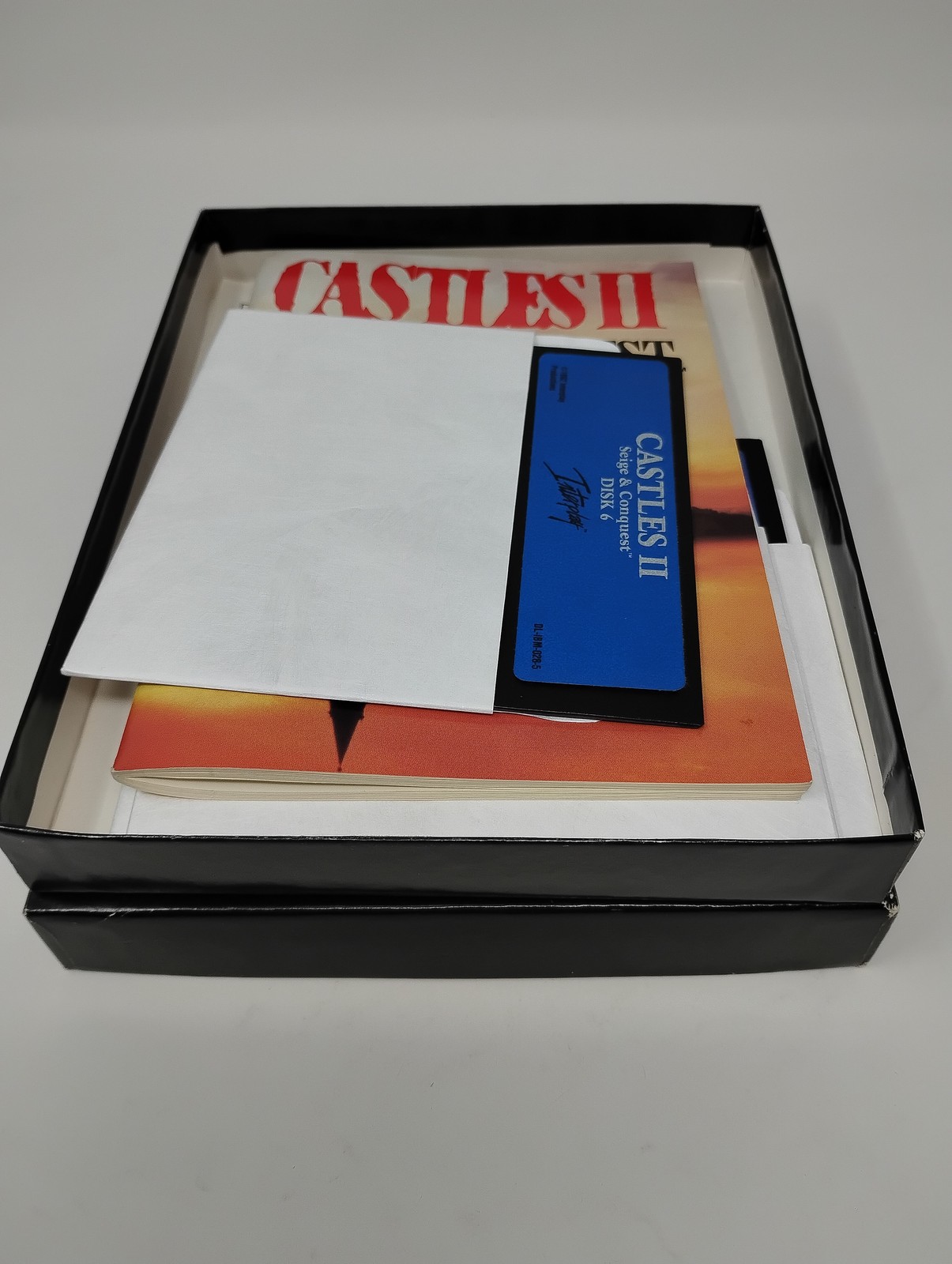 Interplay Castles II Siege & Conquest Big Box PC Game 1992 MS-DOS Strategy Sim